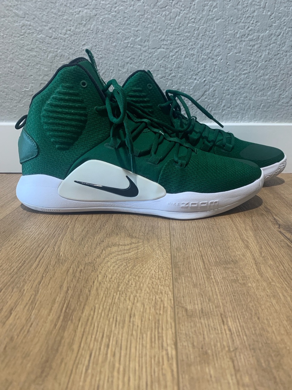Nike Hyperdunk X TB Basketball Sneakers